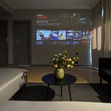 Apartment Luxury Near Radisson - Projector & Modern Design Bucharest
