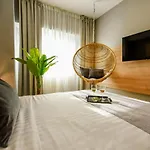 Luxury Near Radisson - Projector & Modern Design بوخارست