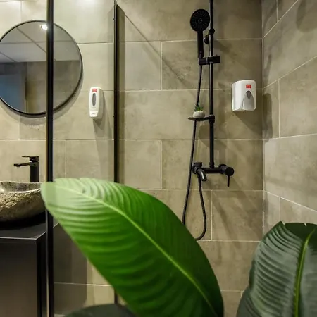 Luxury Near Radisson - Projector & Modern Design Бухарест