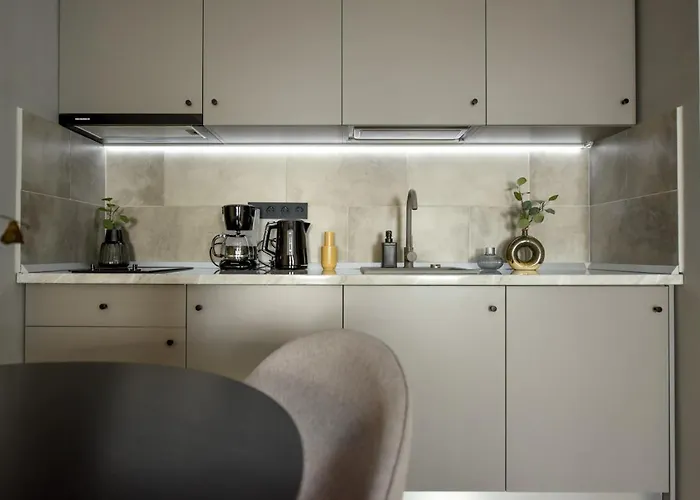 Luxury Near Radisson - Projector & Modern Design Appartement *