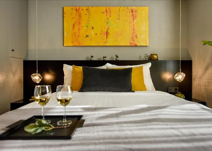 Luxury Near Radisson - Projector & Modern Design Apartment Bucharest