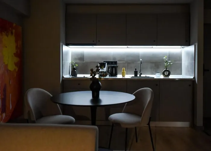 Luxury Near Radisson - Projector & Modern Design Appartement *