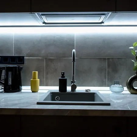 Luxury Near Radisson - Projector & Modern Design דירה בוקרשט