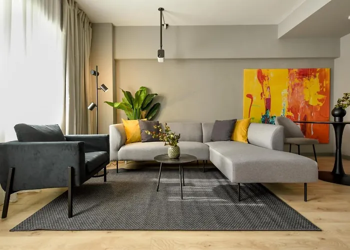 Luxury Near Radisson - Projector & Modern Design Апартаменти *