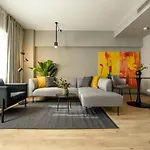 Luxury Near Radisson - Projector & Modern Design Apartmán *